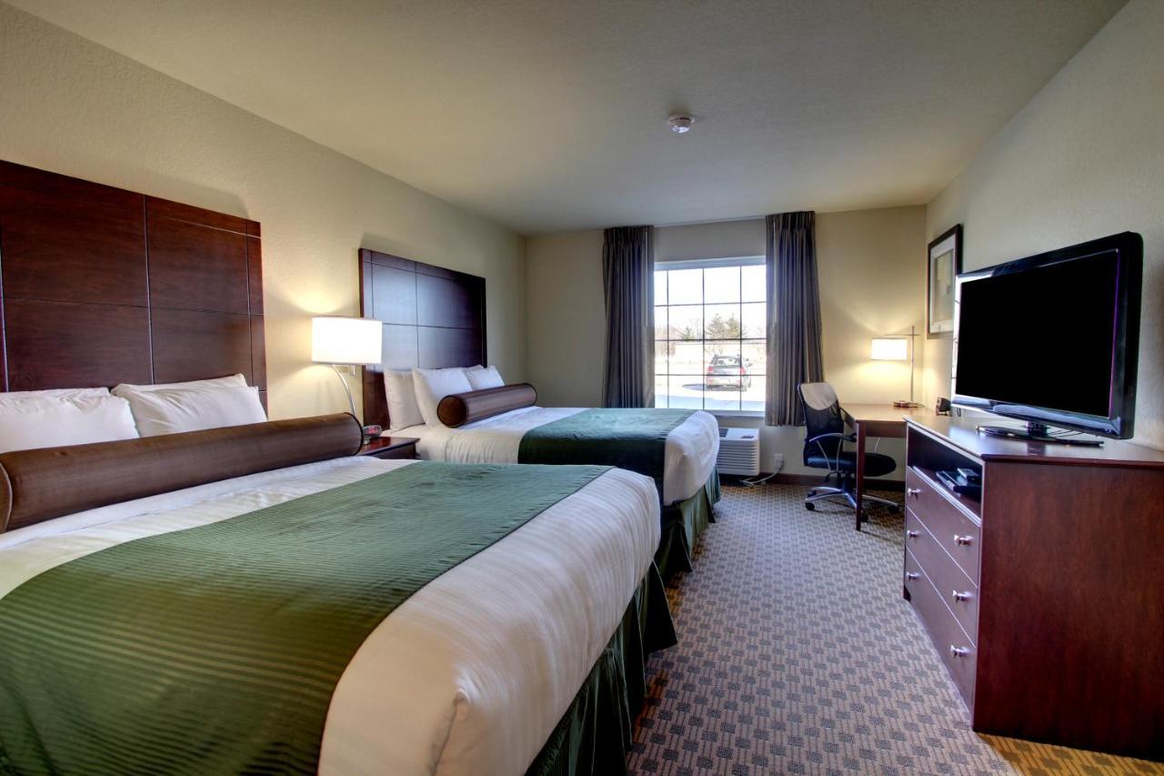 Cobblestone Inn & Suites - Carrington Экстерьер фото